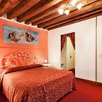 Pensión Maison San Marco